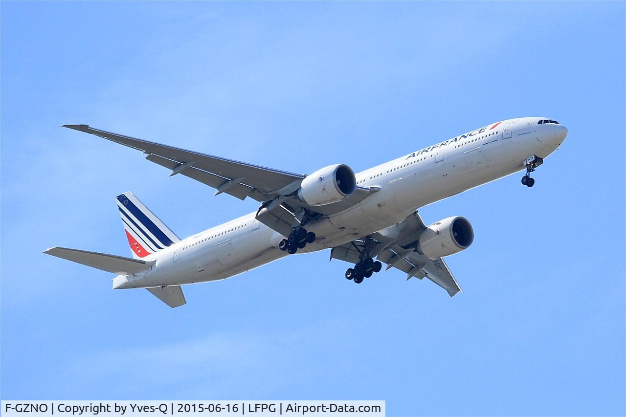 F-GZNO, 2012 Boeing 777-328/ER C/N 38665, Boeing 777-328ER, Short approach rwy 08R, Roissy Charles De Gaulle Airport (LFPG-CDG)