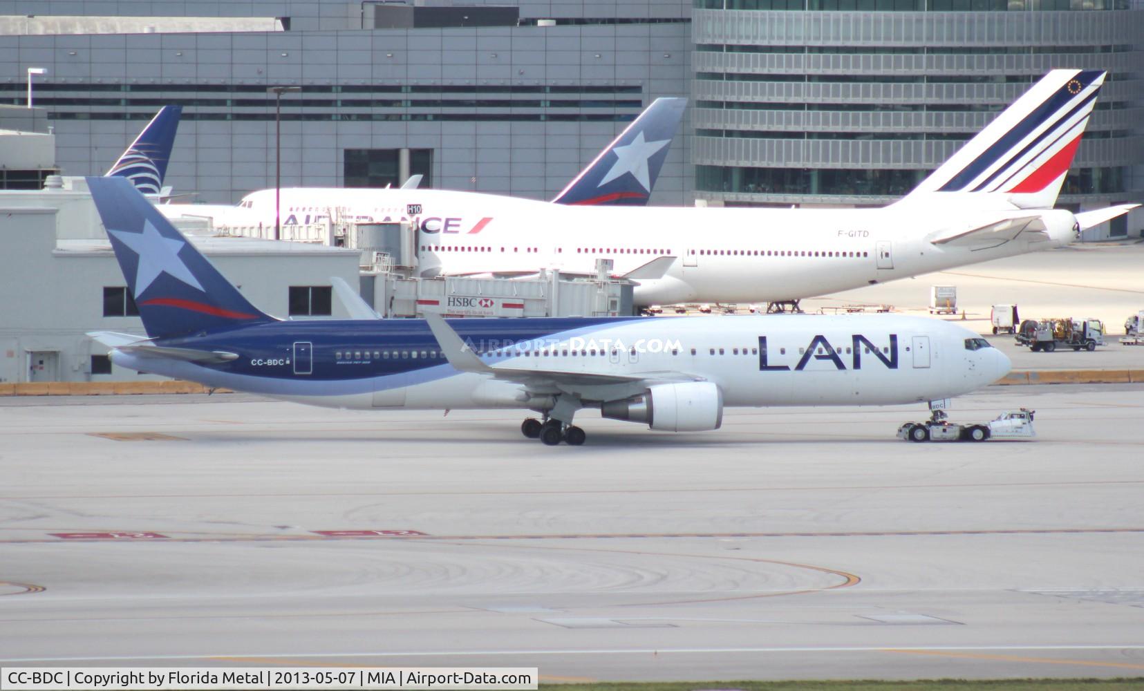 CC-BDC, 2011 Boeing 767-316/ER C/N 40591, LAN 767