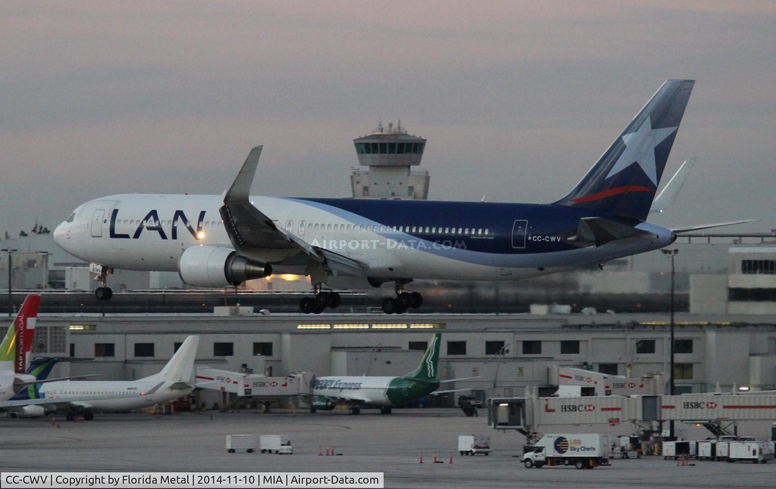 CC-CWV, 2007 Boeing 767-316/ER C/N 35230, LAN Chile