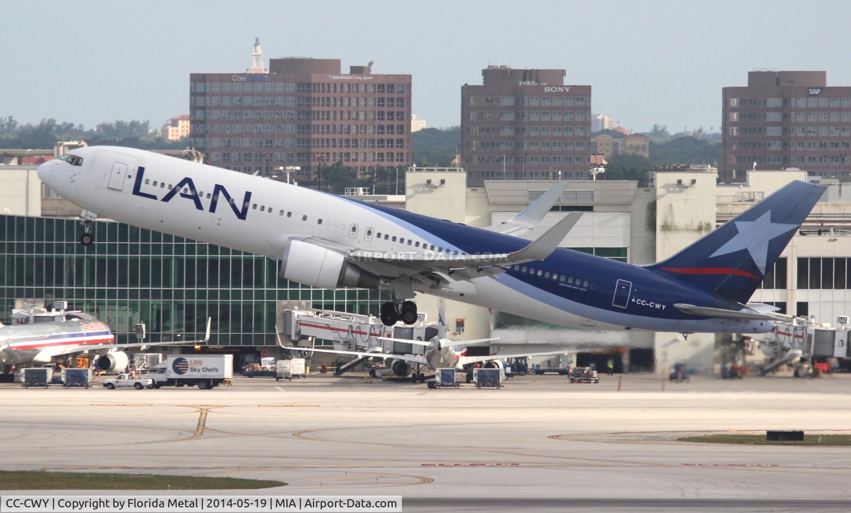 CC-CWY, 2007 Boeing 767-316/ER C/N 35231, LAN Chile