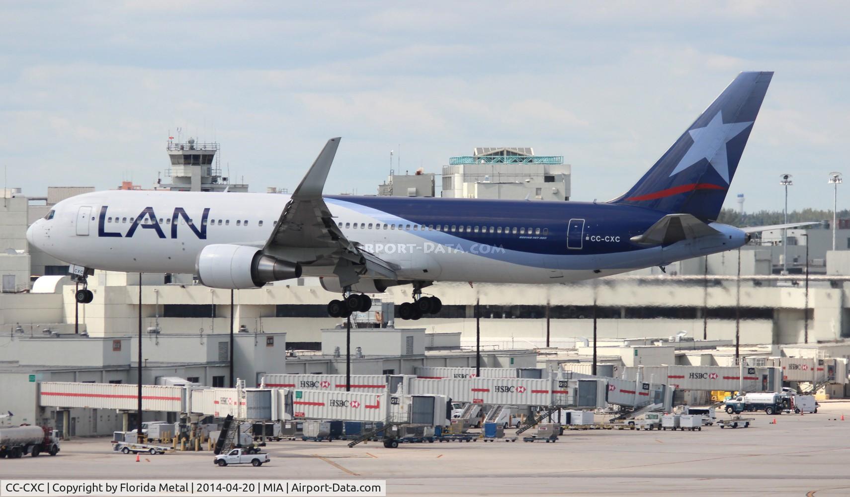 CC-CXC, Boeing 767-316/ER C/N 36710/962, LAN 767-300