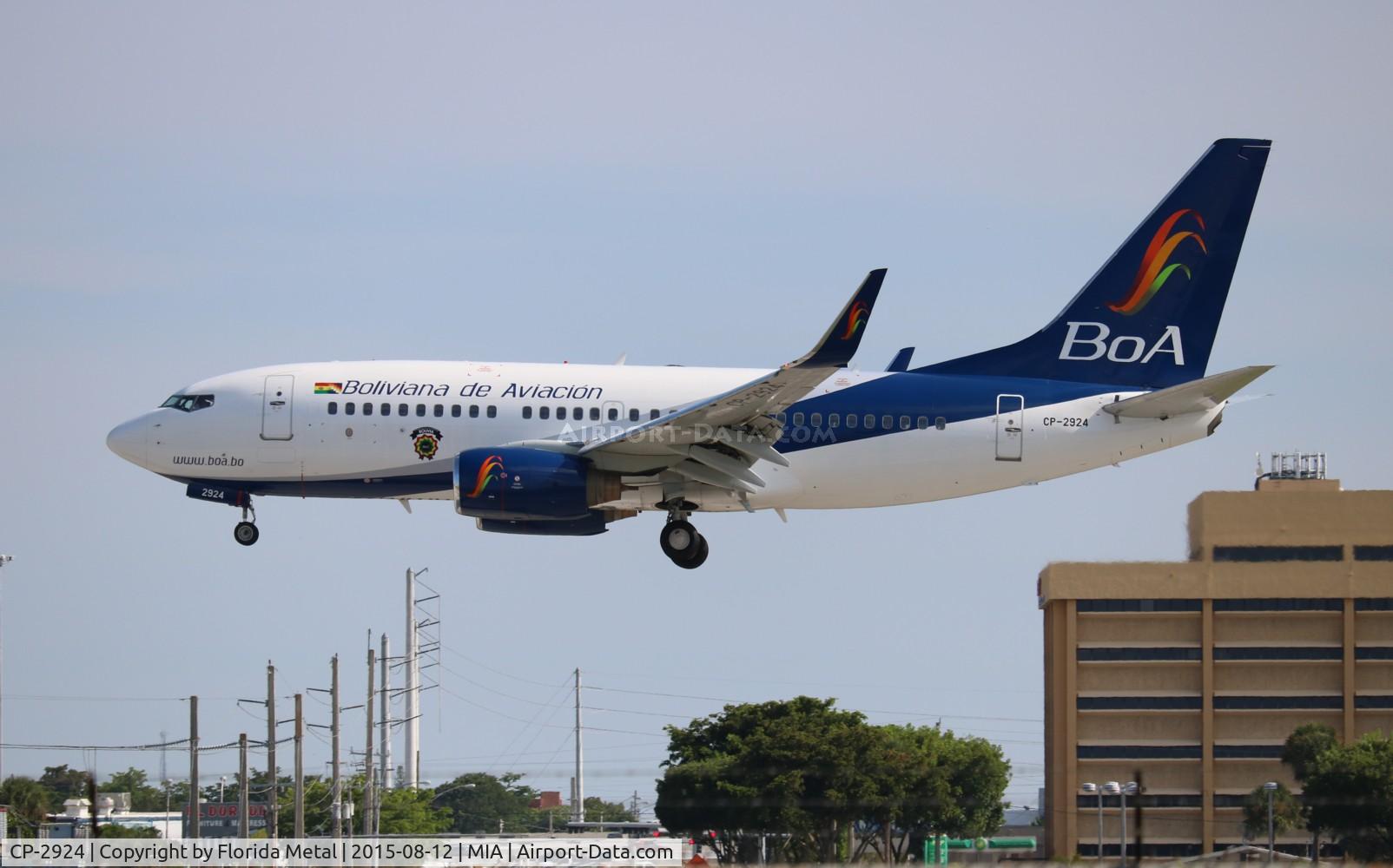 CP-2924, 2004 Boeing 737-7Q8 C/N 30037, Boliviana