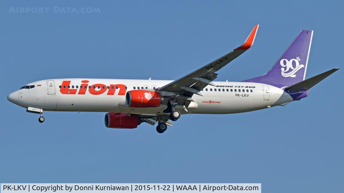 PK-LKV, 2013 Boeing 737-8GP C/N 38735, 90th Boeing Livery