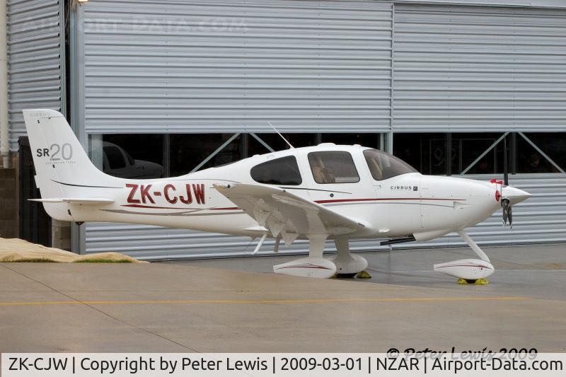 ZK-CJW, Cirrus SR20 G3 C/N 2006, C J & S E Wade Family Trust, Hamilton