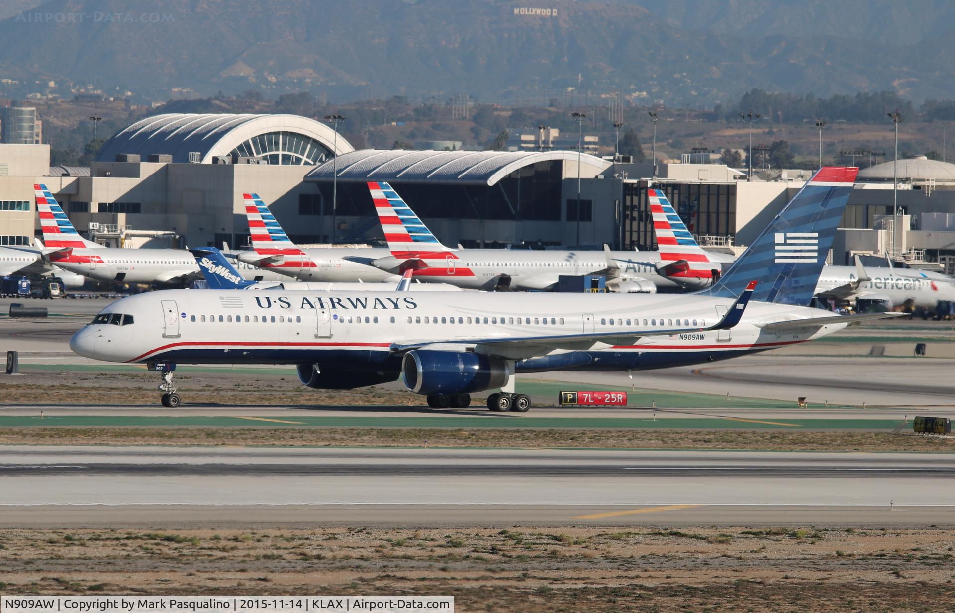 N909AW, 1989 Boeing 757-2G7 C/N 24522, Boeing 757-200
