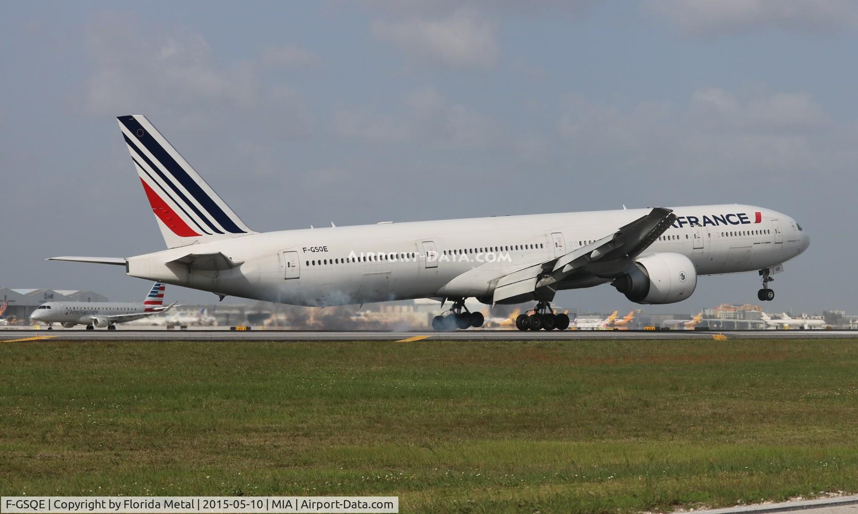 F-GSQE, 2004 Boeing 777-328/ER C/N 32851, Air France