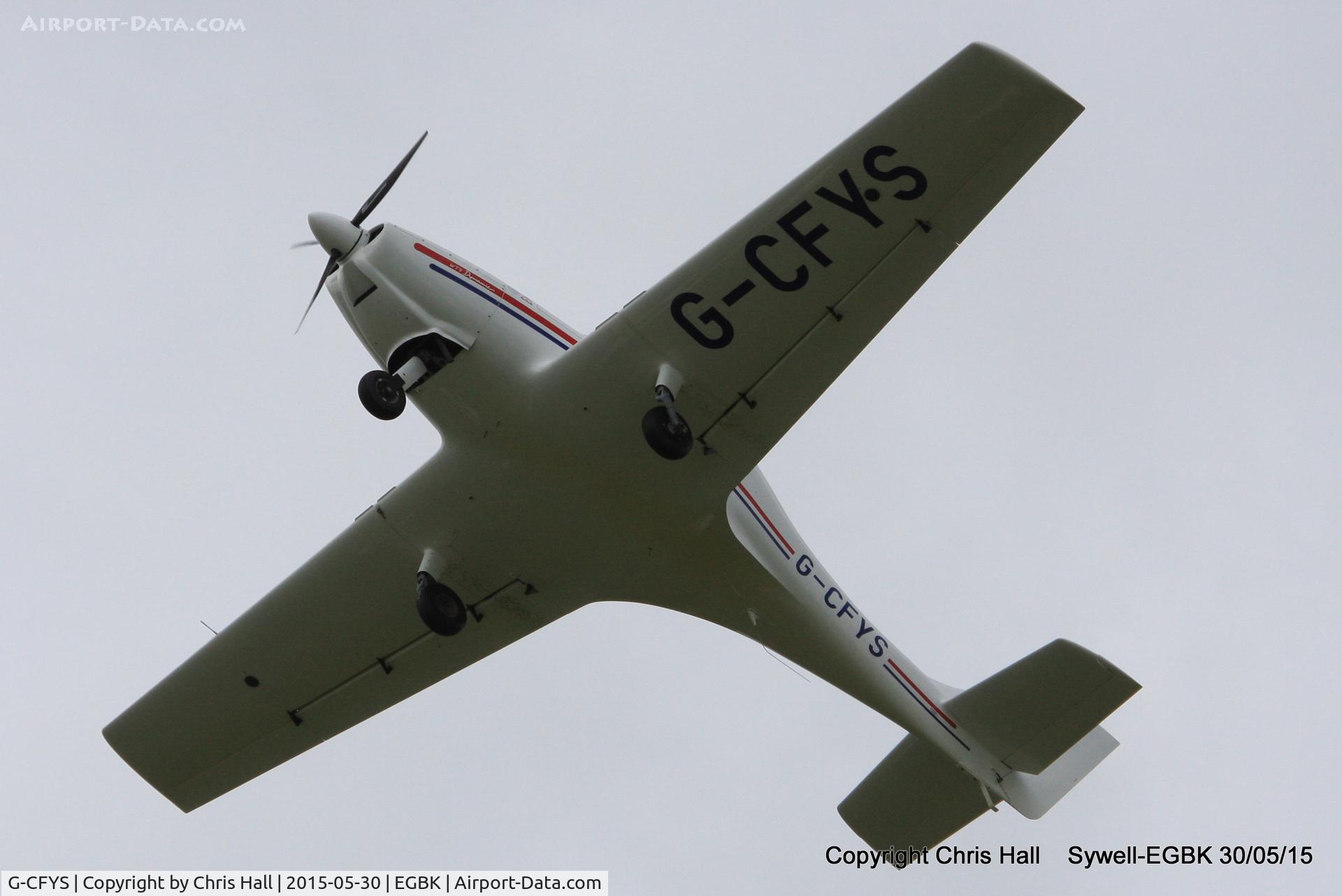 G-CFYS, 2009 Yeoman Dynamic WT9 UK C/N DY298, at Aeroexpo 2015
