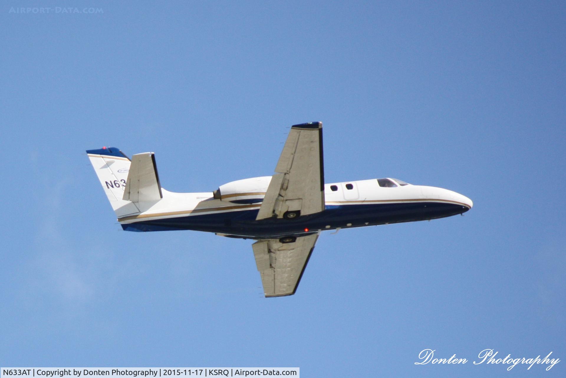 N633AT, Cessna 500 Citation I C/N 500-0087, Cessna Citation I (N633AT) departs Sarasota-Bradenton International Airport