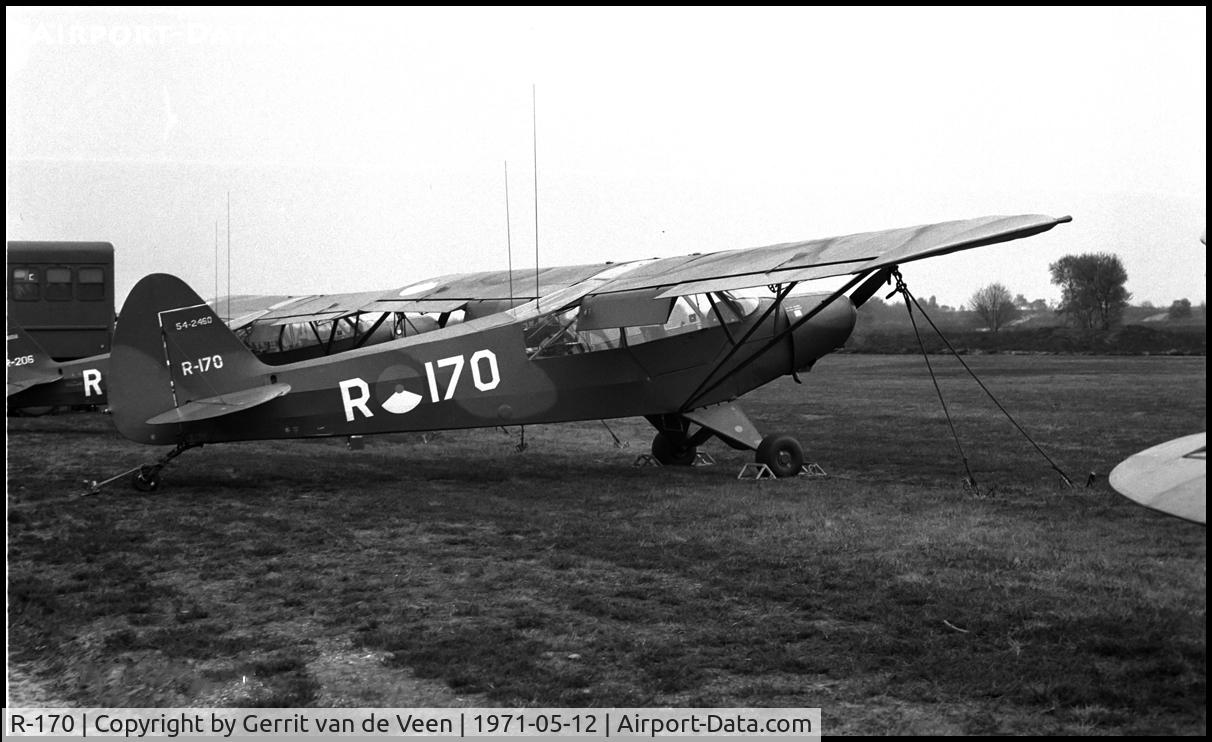 R-170, 1954 Piper L-21B Super Cub (PA-18-135) C/N 18-3860, seen at Ermelo LAS during a large exercise