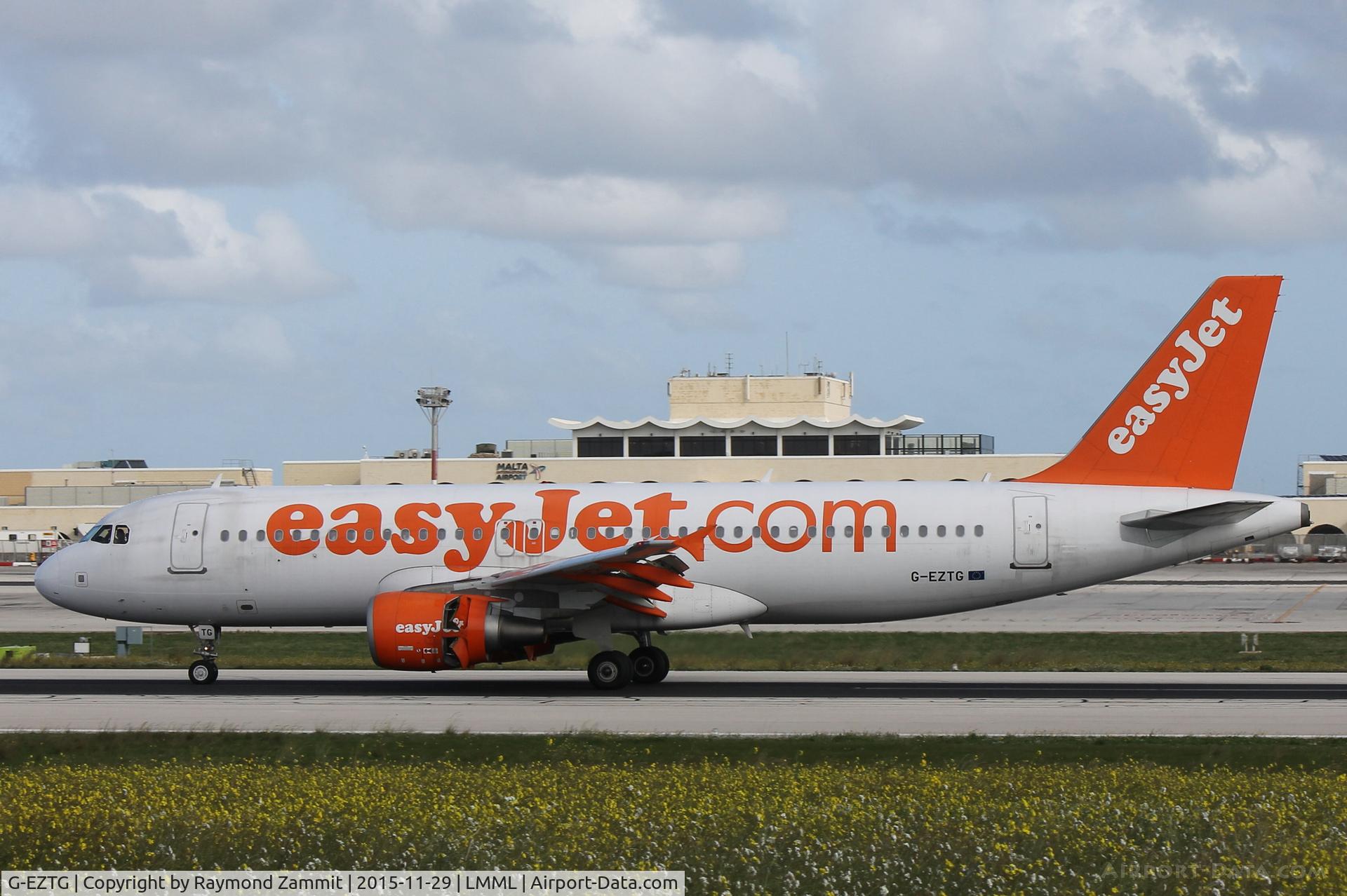 G-EZTG, 2009 Airbus A320-214 C/N 3946, A320 G-EZTG Easyjet