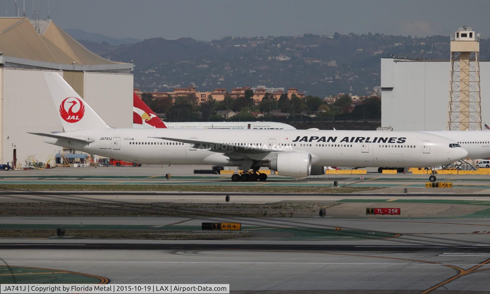 JA741J, 2009 Boeing 777-346/ER C/N 36128, Japan Airlines