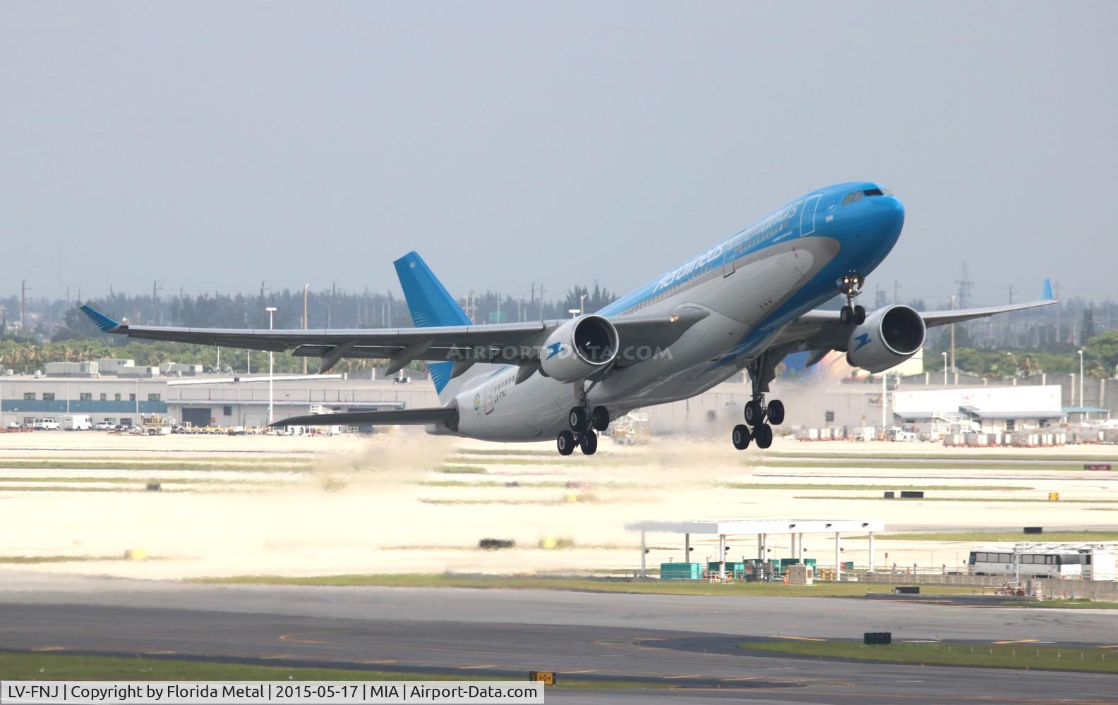LV-FNJ, 1999 Airbus A330-223 C/N 300, Aerolineas Argentinas