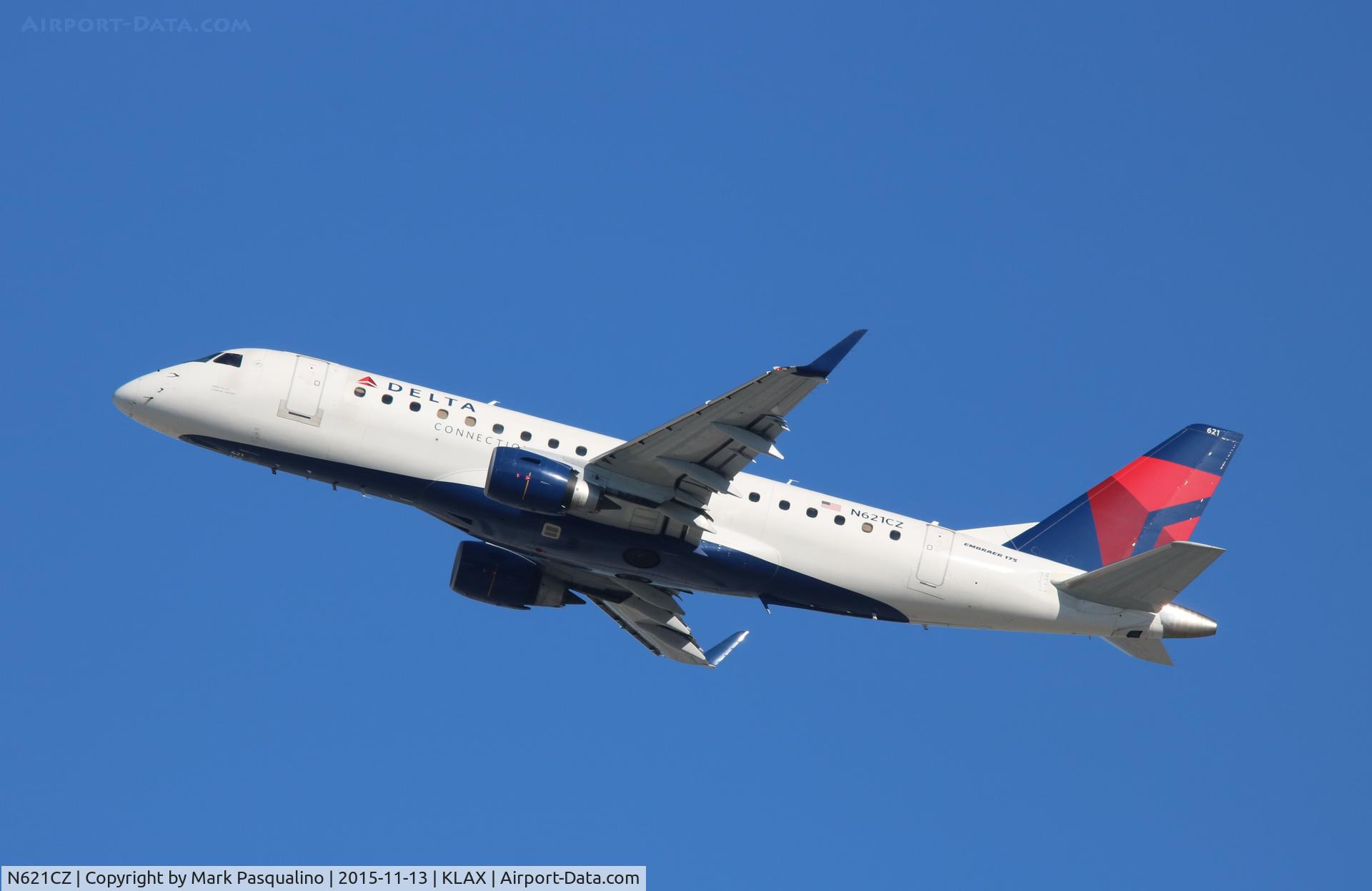 N621CZ, 2008 Embraer 175LR (ERJ-170-200LR) C/N 17000218, ERJ 170-200-LR