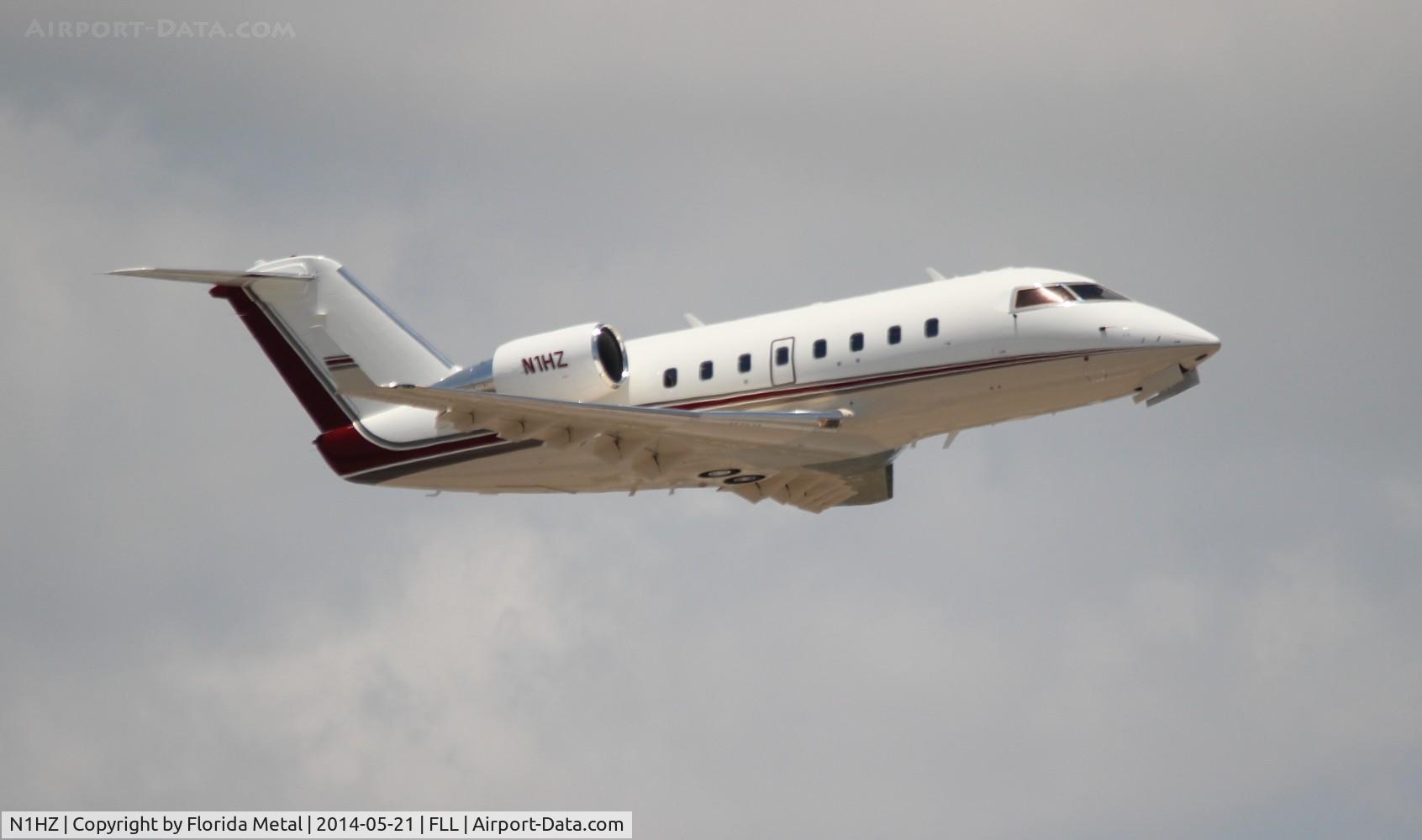 N1HZ, 1988 Canadair Challenger 601-3A (CL-600-2B16) C/N 5030, Challenger 601