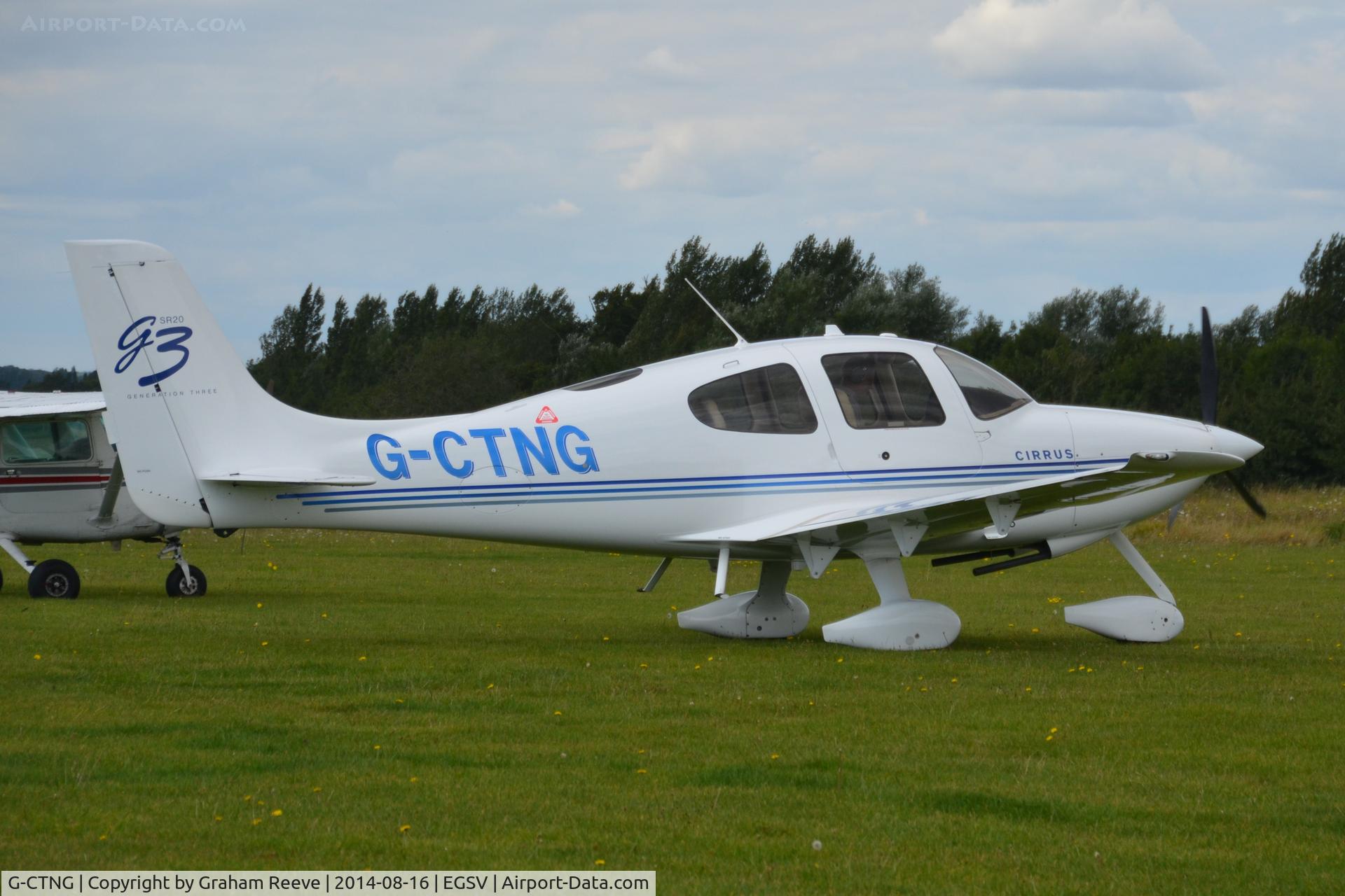G-CTNG, 2008 Cirrus SR20 C/N 2012, Seen at Old Buckenham.