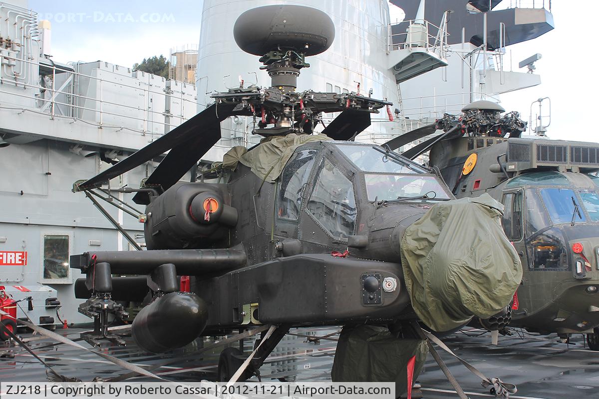 ZJ218, 2003 Westland Apache AH.1 C/N DU052/WAH052, HMS Illustrious