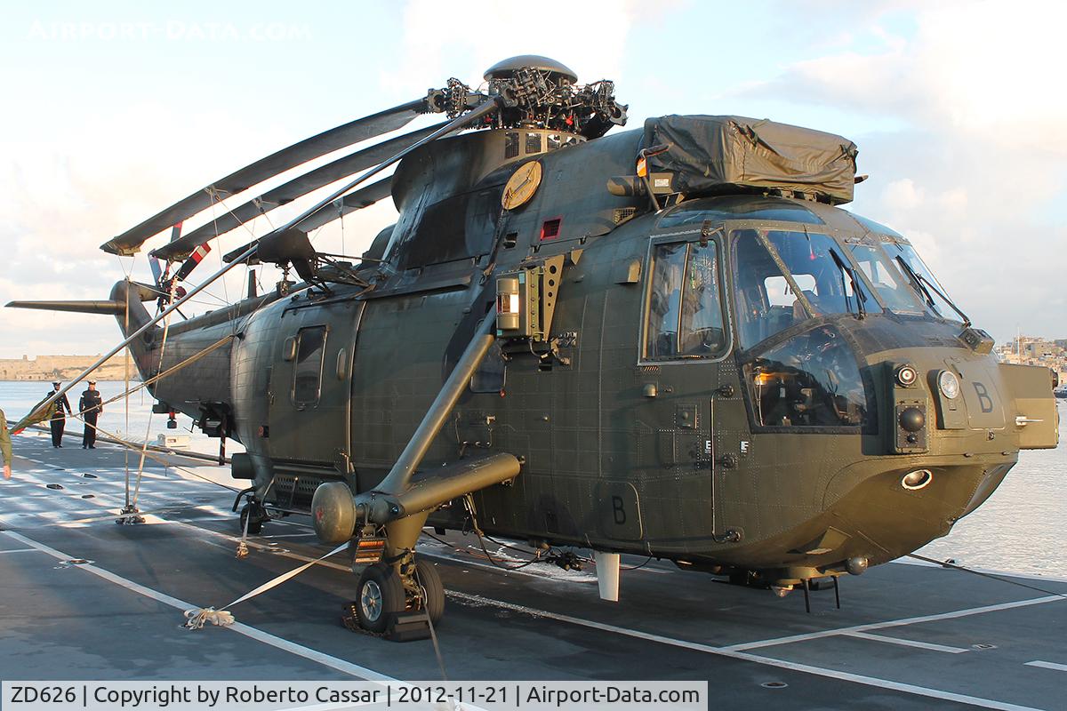 ZD626, 1984 Westland Sea King HC.4 C/N WA937, HMS Illustrious