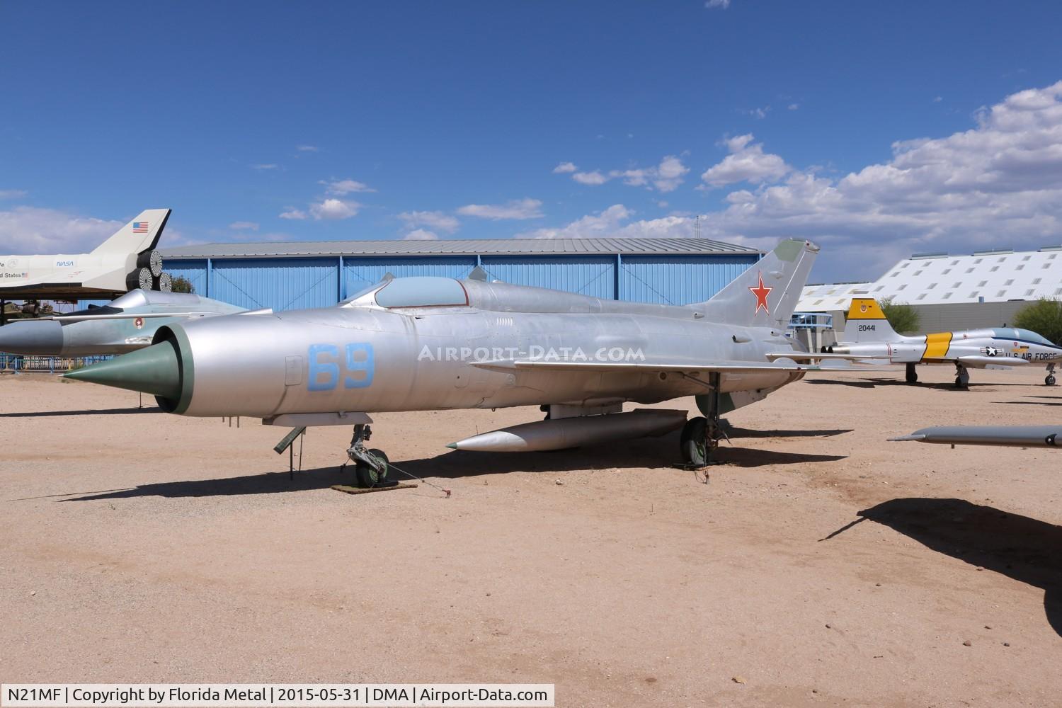 N21MF, Mikoyan-Gurevich MiG-21PF C/N 762410, Mig-21