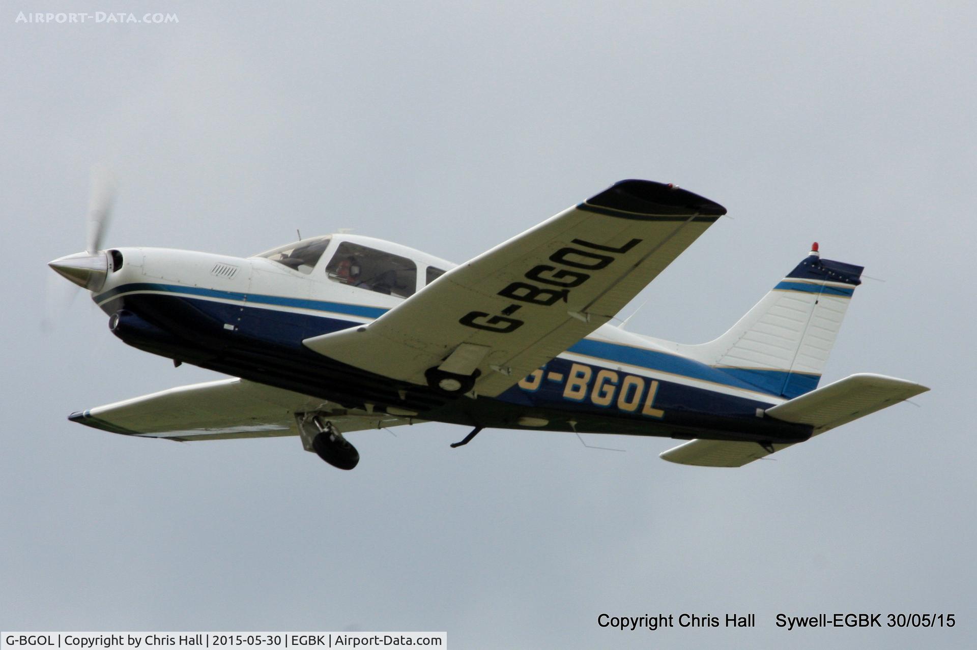 G-BGOL, 1978 Piper PA-28R-201T Cherokee Arrow III C/N 28R-7803335, at Aeroexpo 2015