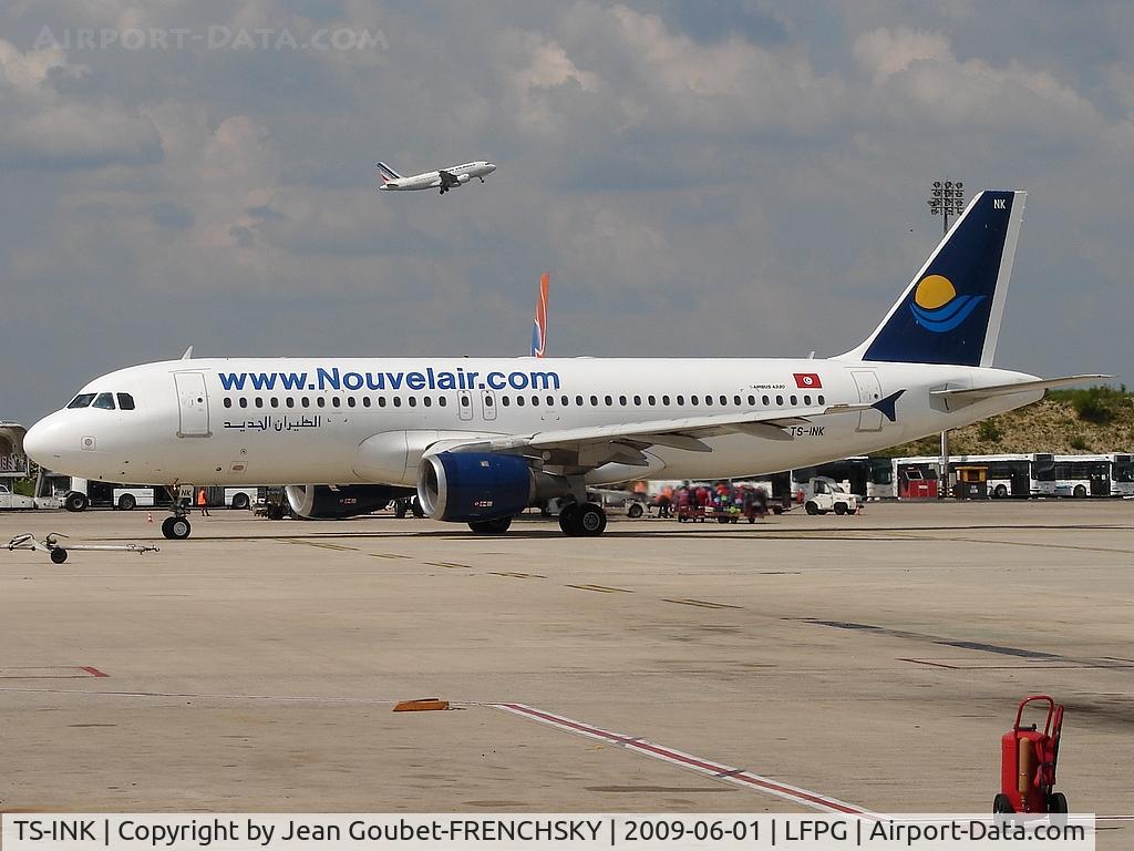 TS-INK, 1990 Airbus A320-211 C/N 112, Nouvelair Tunisie (ILFC) t CDG T1, now 9Q-CCA CAA Compagnie Africaine D'Aviation