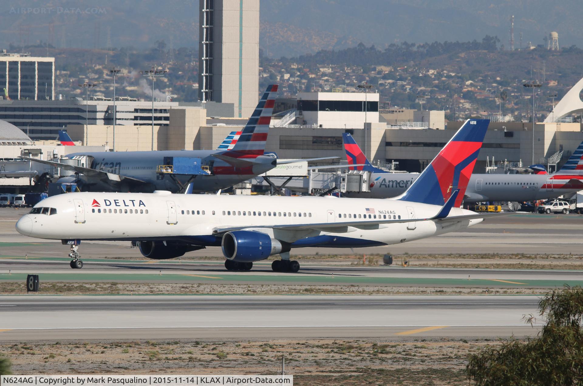 N624AG, 1993 Boeing 757-2Q8 C/N 25624, Boeing 757-200