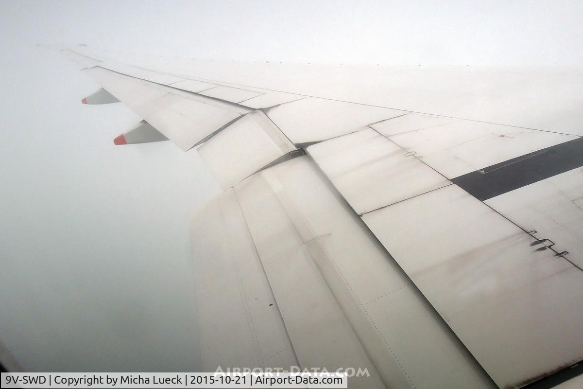 9V-SWD, 2006 Boeing 777-312/ER C/N 34569, Climbing out of AKL, enroute to SIN