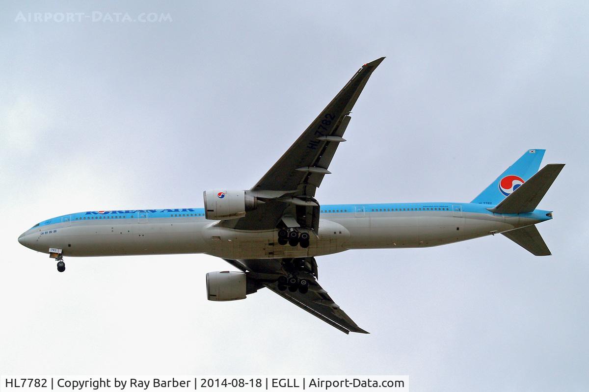 HL7782, 2009 Boeing 777-3B5/ER C/N 37643, Boeing 777-3B5ER [37643] (Korean Air) Home~G 18/08/2014. On approach 27R.