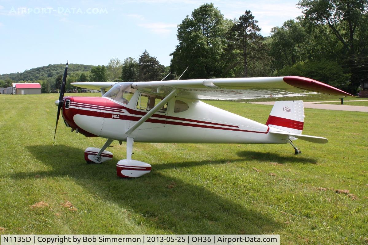 N1135D, 1951 Cessna 140A C/N 15698, Zanesville-Riverside fly-in