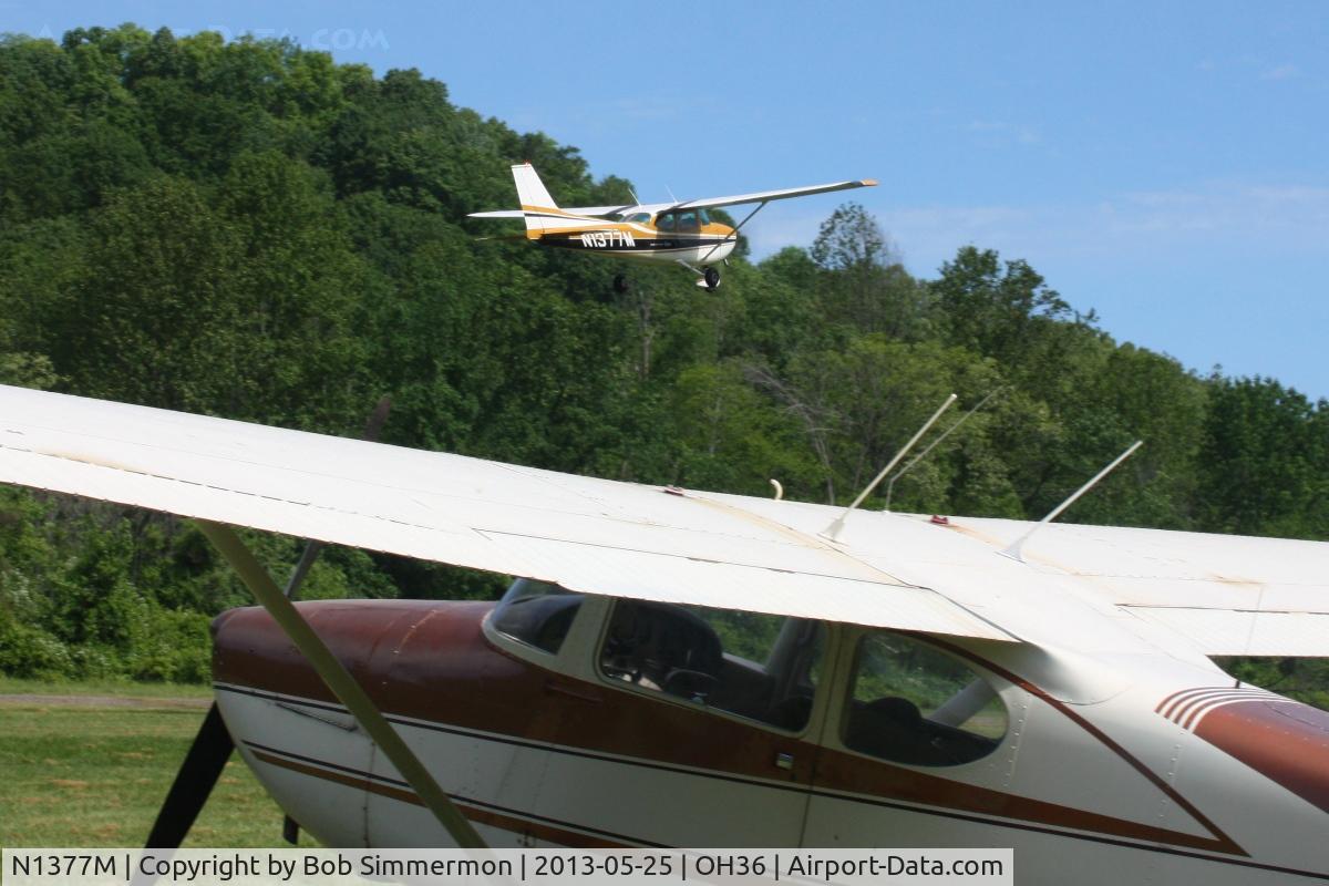 N1377M, 1972 Cessna 172L C/N 17260577, Zanesville-Riverside fly-in