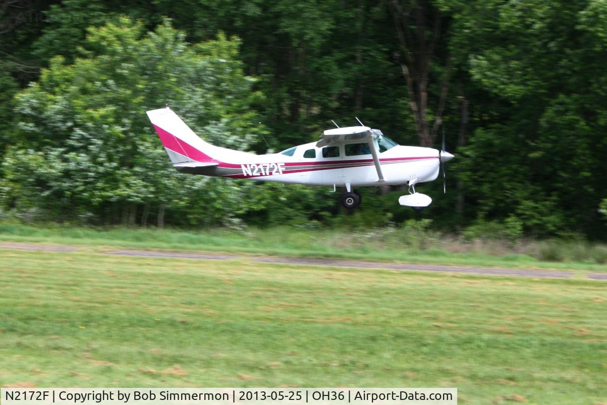 N2172F, 1965 Cessna U206 Super Skywagon C/N U206-0372, Zanesville-Riverside fly-in