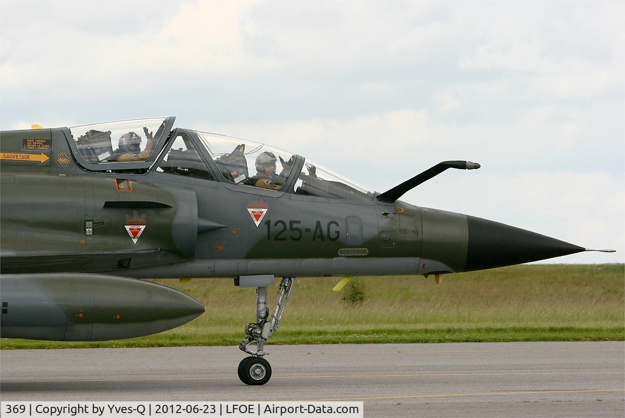 369, Dassault Mirage 2000N C/N 366, French Air Force Dassault Mirage 2000N, Taxiing to parking area, Evreux-Fauville Air Base 105 (LFOE) open day 2012