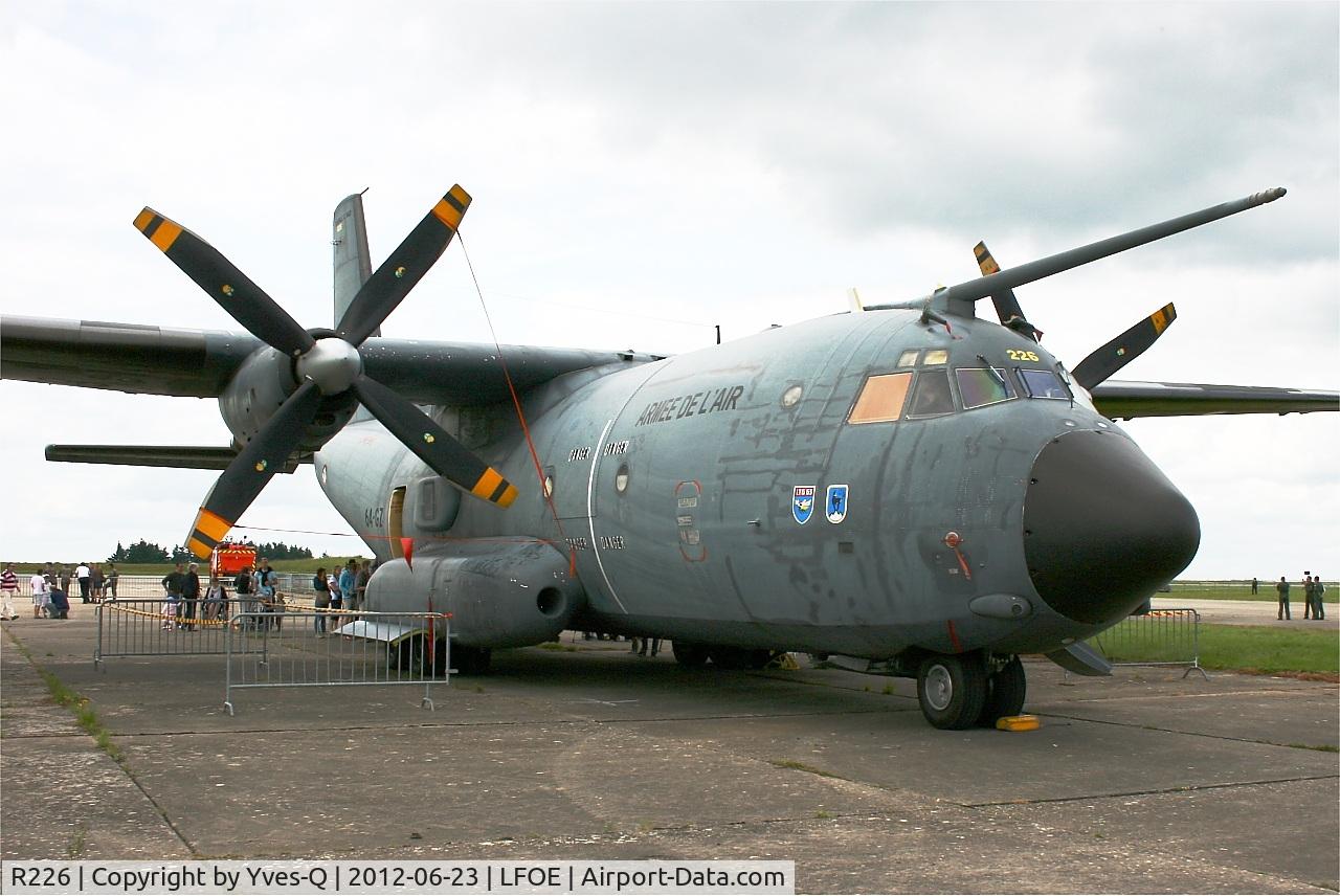 R226, Transall C-160R C/N 229, Transall C-160R (64-GZ), Static display, Evreux-Fauville Air Base 105(LFOE) open day 2012