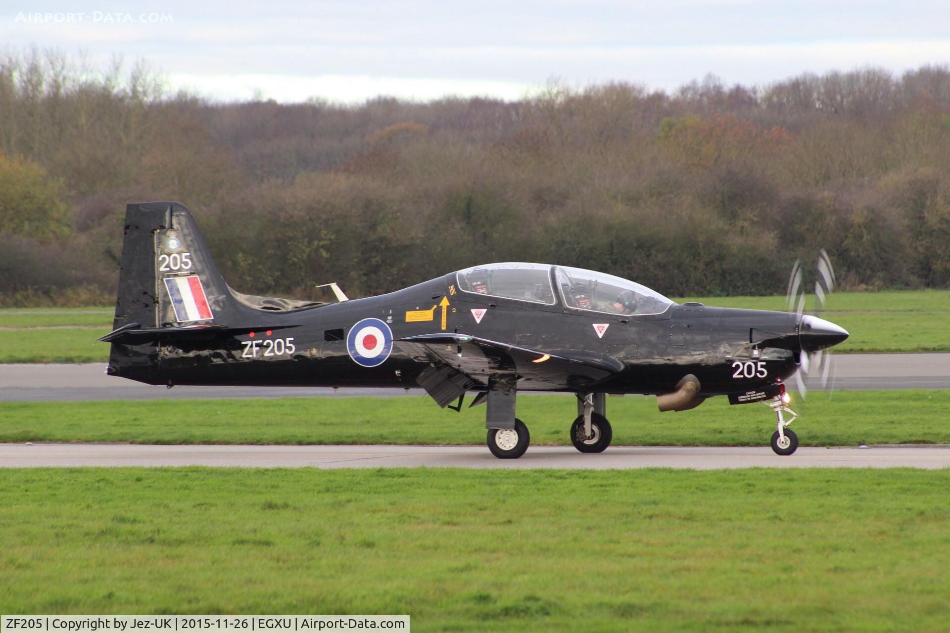 ZF205, 1989 Short S-312 Tucano T1 C/N S030/T30, taxi to apron from runway 04,