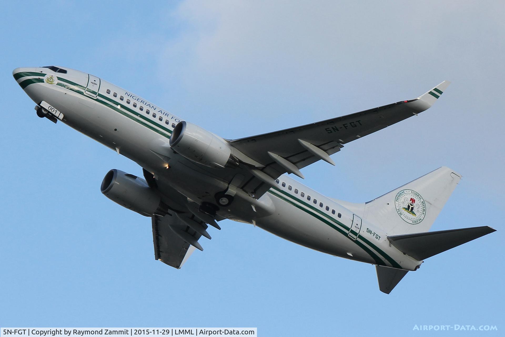 5N-FGT, 2005 Boeing 737-7N6 BBJ C/N 34260, B737-700 5N-FGT Government of Nigeria
