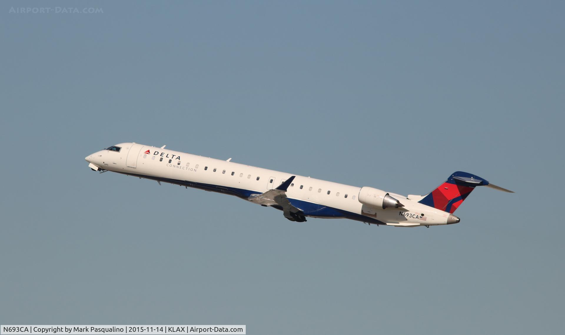 N693CA, 2006 Bombardier CRJ-900ER (CL-600-2D24) C/N 15096, CL600-2D24