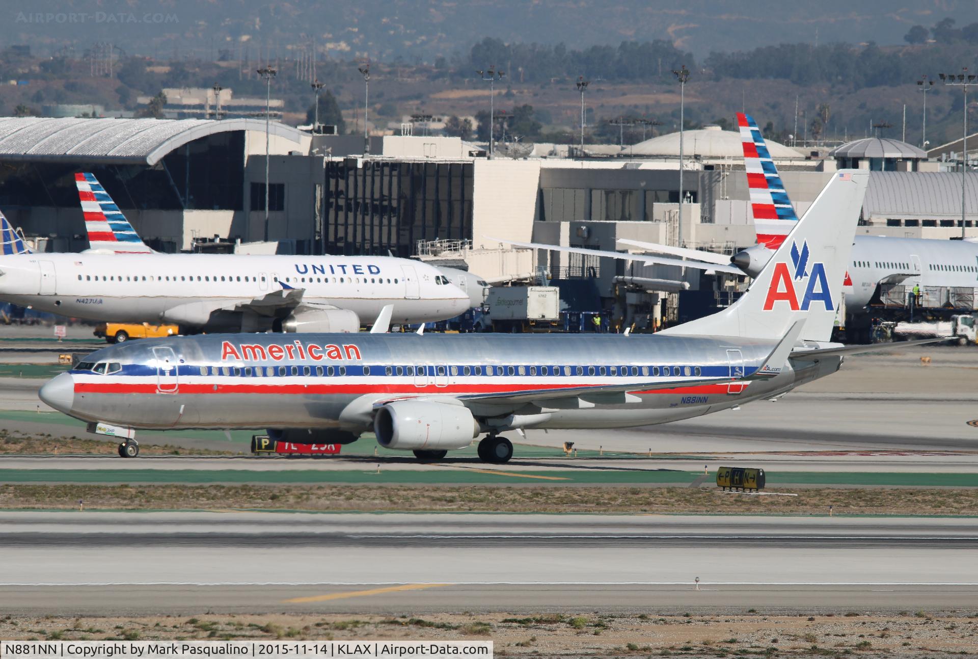 N881NN, Boeing 737-823 C/N 31135, Boeing 737-800