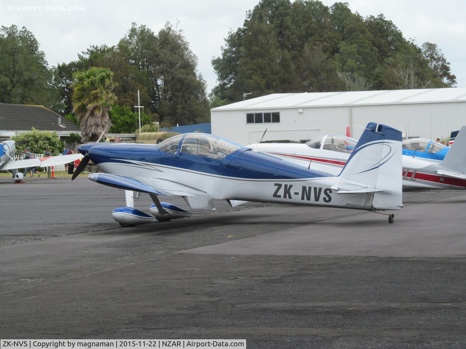 ZK-NVS, 2009 Vans RV-7 C/N 72596, on display apron