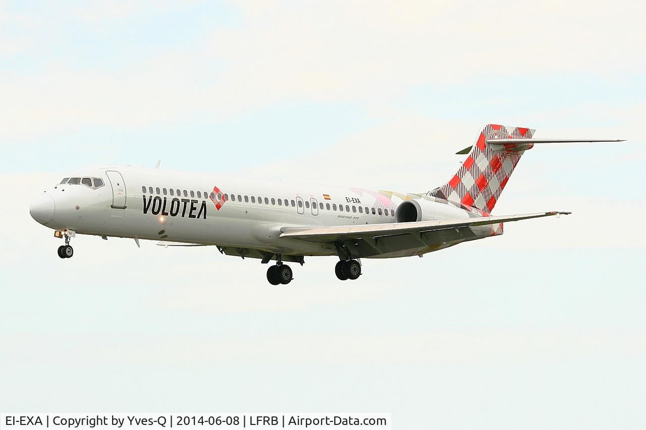 EI-EXA, 2003 Boeing 717-2BL C/N 55172, Boeing 717-2BL, Short approach rwy 25L, Brest-Bretagne Airport (LFRB-BES)