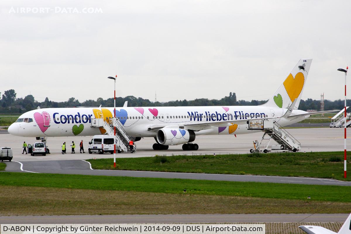 D-ABON, 2000 Boeing 757-330 C/N 29023, Handling