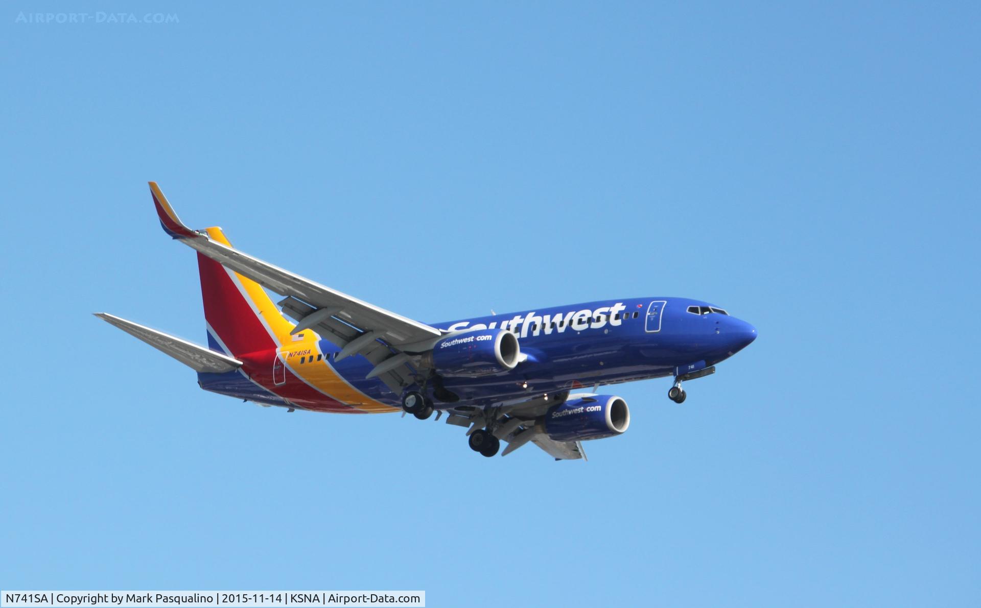 N741SA, 1998 Boeing 737-7H4 C/N 29277, Boeing 737-700