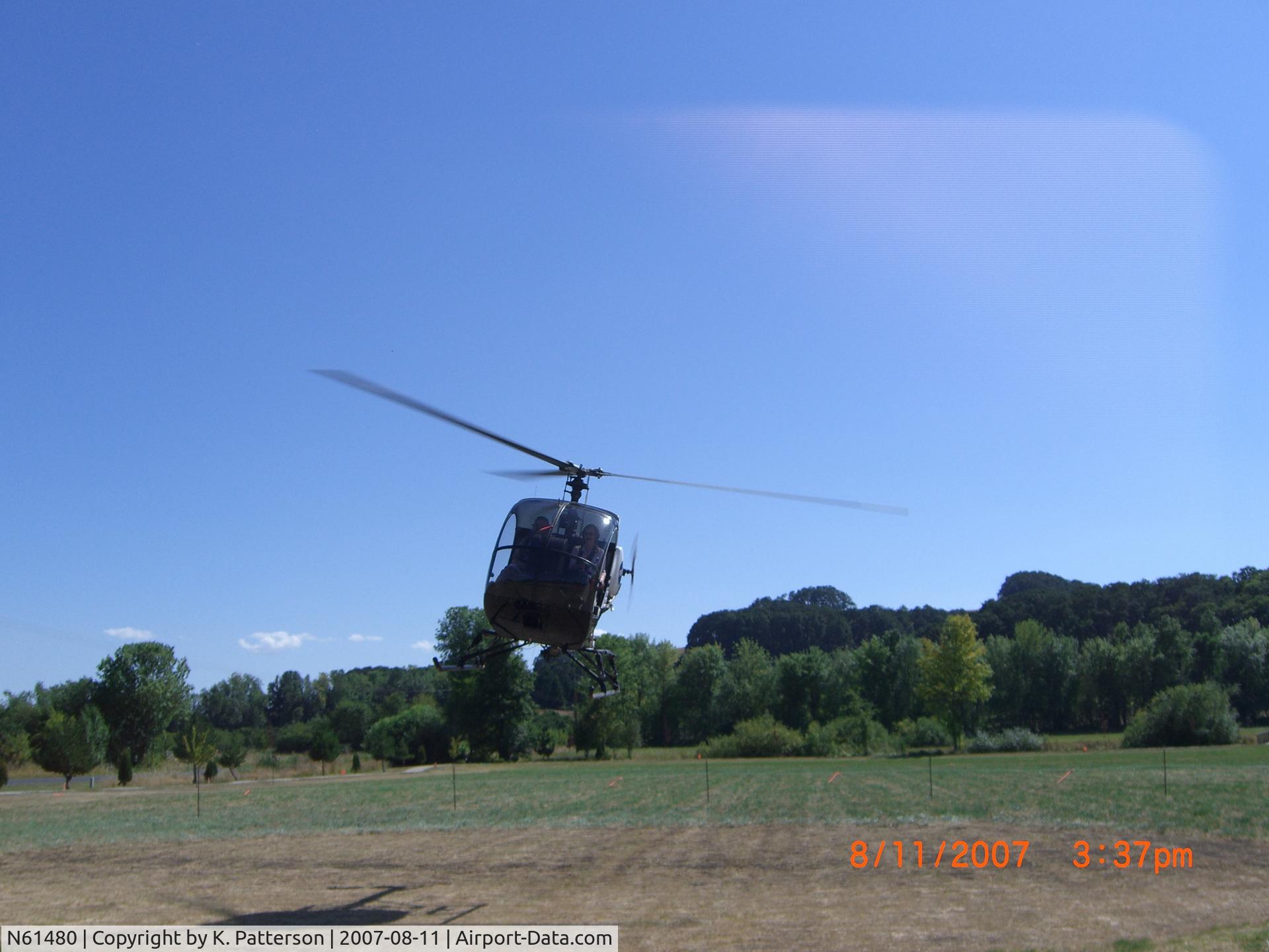 N61480, 1998 Schweizer 269C C/N S1765, N61480 Hop Rides