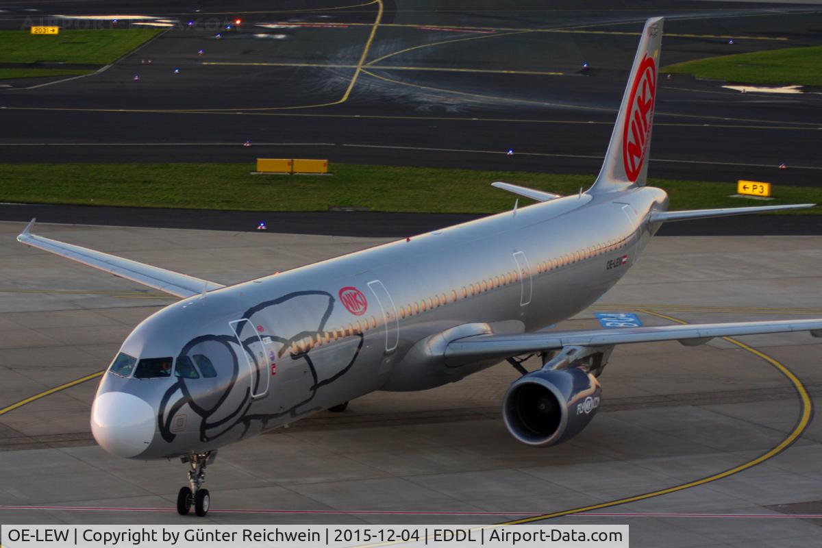 OE-LEW, 2011 Airbus A321-211 C/N 4611, On the way to gate