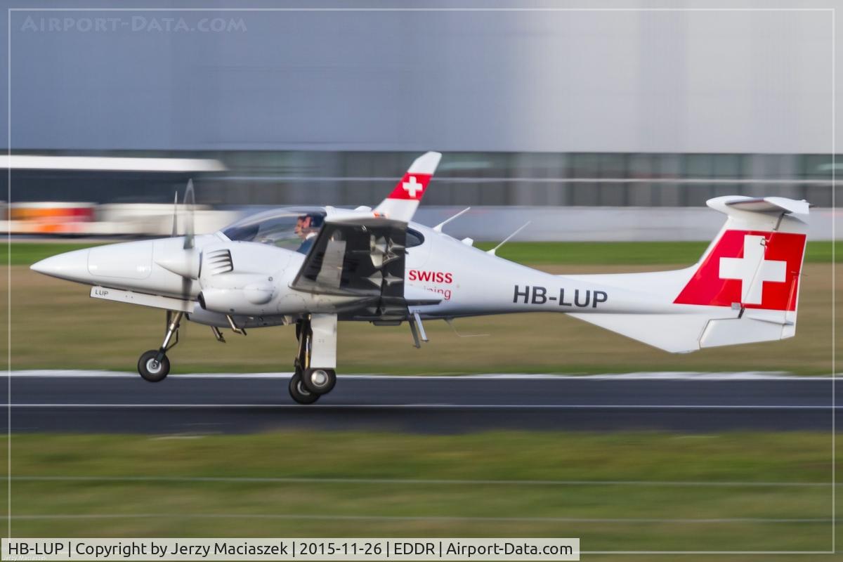 HB-LUP, 2008 Diamond DA-42 Twin Star C/N 42.356, Diamond DA-42