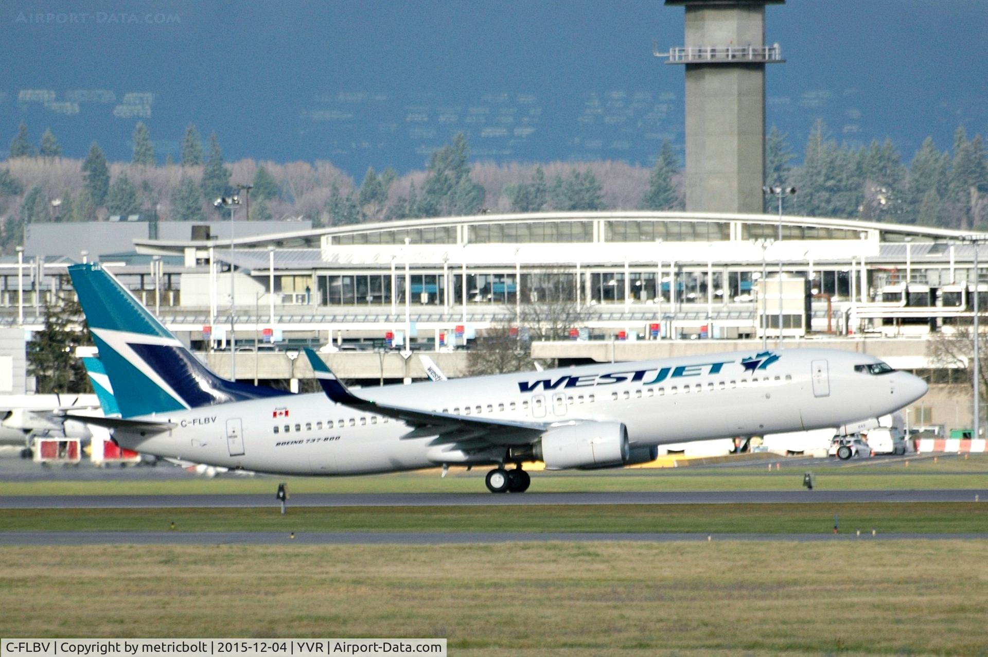 C-FLBV, 2015 Boeing 737-8CT C/N 40836, WS714 to YYZ. Note new stylised Maple Leaf logo.