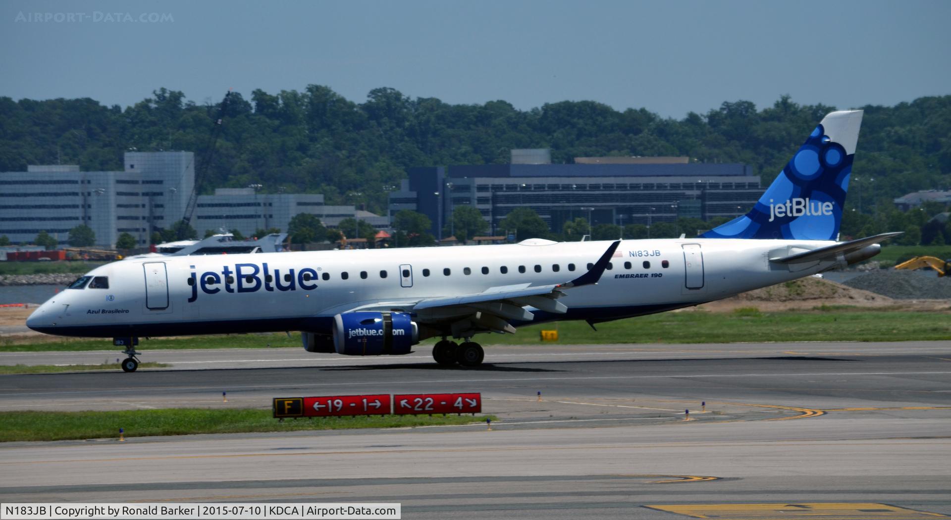 N183JB, 2005 Embraer 190AR (ERJ-190-100IGW) C/N 19000007, Landing roll National