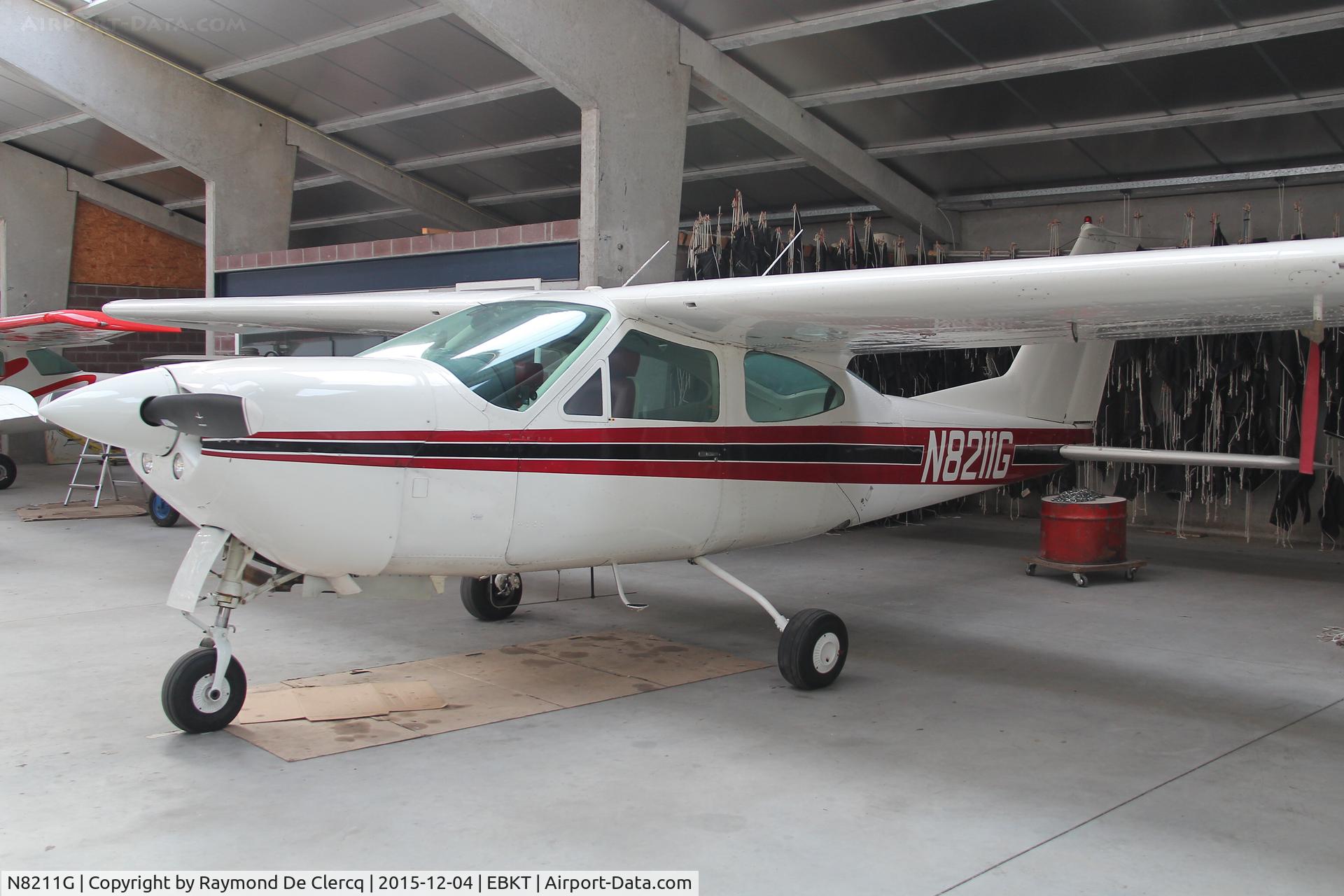 N8211G, 1971 Cessna 177RG Cardinal C/N 177RG0111, At Wevelgem.