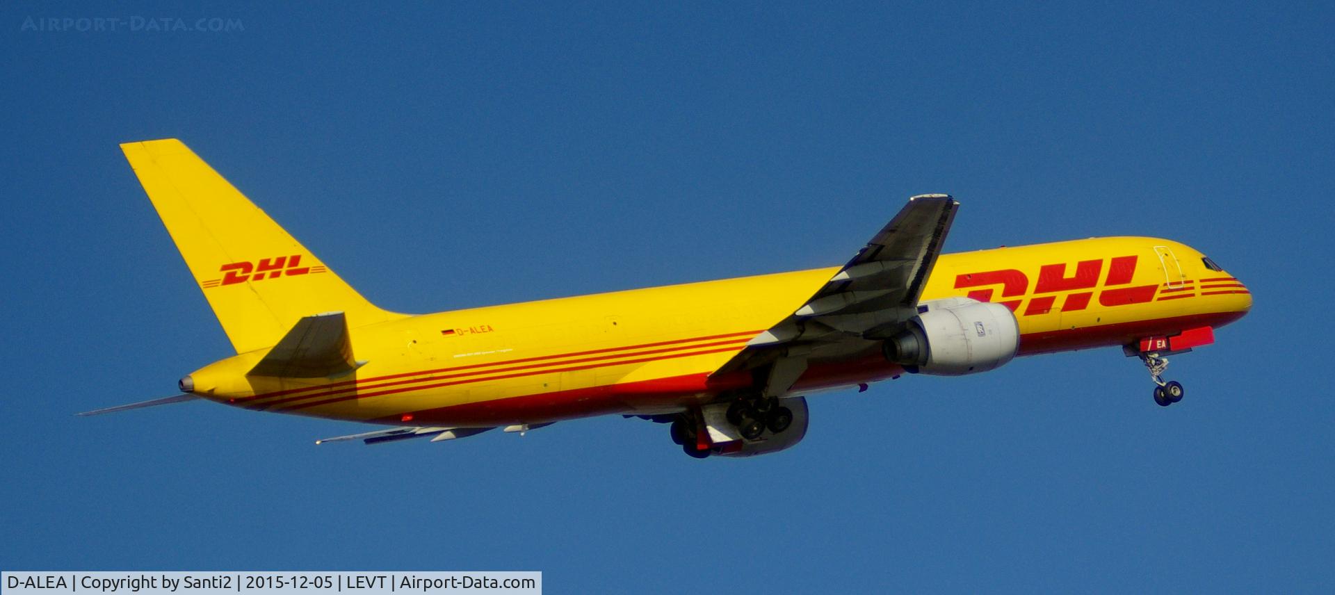 D-ALEA, 1982 Boeing 757-236 C/N 22172, Taking off to EDDP.