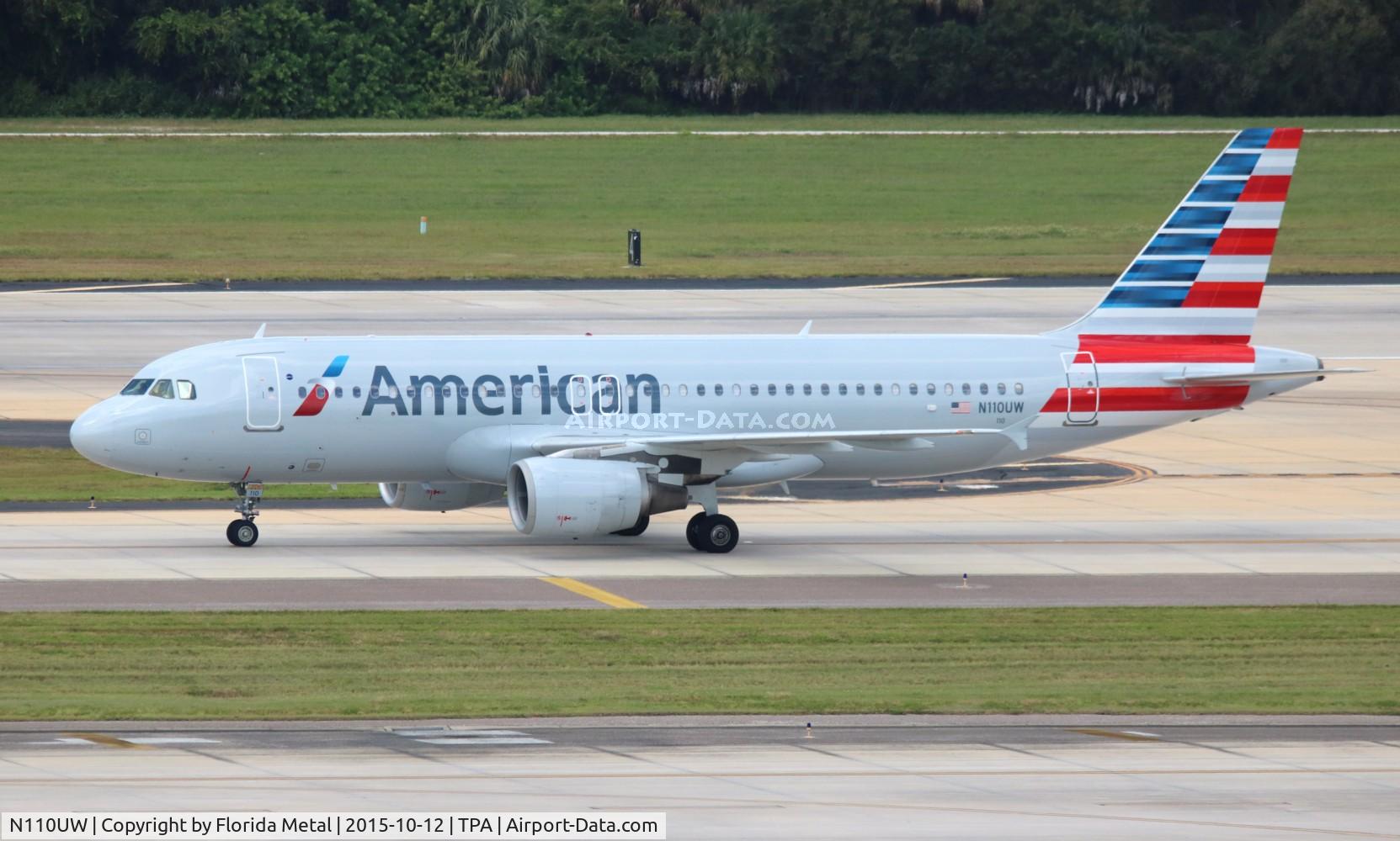 N110UW, 1999 Airbus A320-214 C/N 1112, American