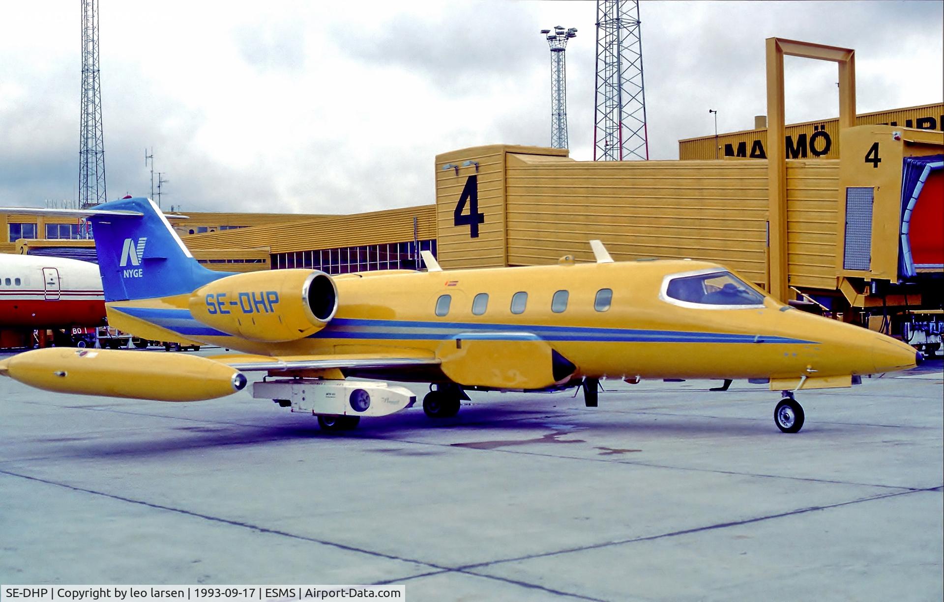 SE-DHP, 1976 Gates Learjet 35A C/N 075, Malmoe 17.9.93
