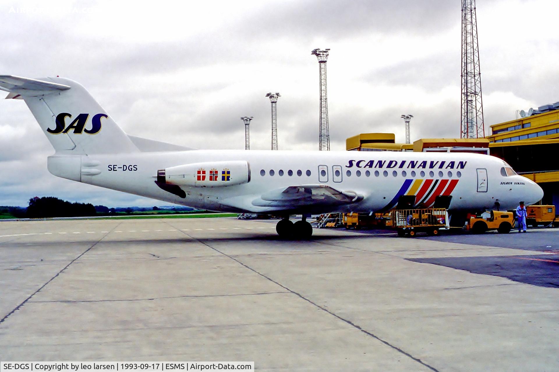 SE-DGS, 1986 Fokker F-28-4000 Fellowship C/N 11236, Malmoe 17.9.93